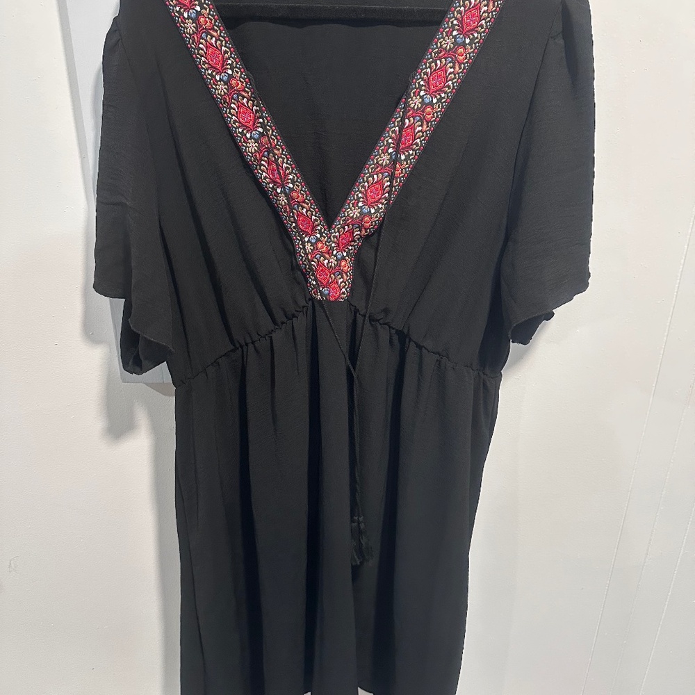 SHEIN Curve Black Embroidered V-Neck Dress 4XL